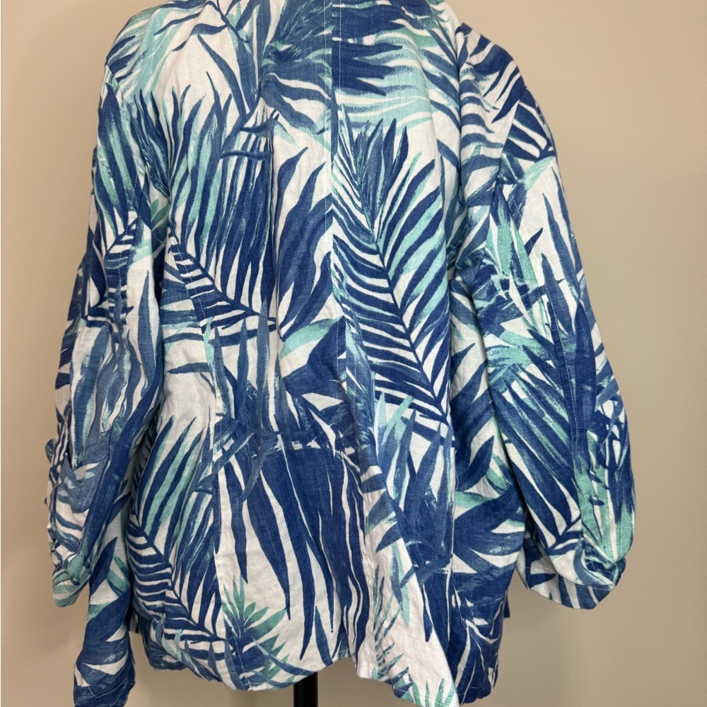 Chico’s Tropical Blue Leaf Print 100% linen open cardigan in size XL (3) - Picture 6 of 13